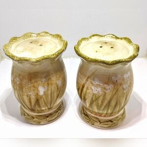 222 Fifth Narcissus Salt and Pepper Shaker